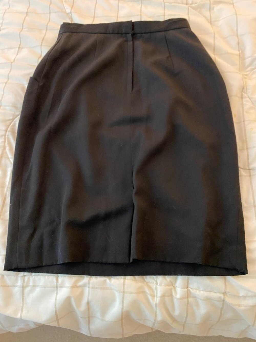 Toffs - Size 12 - Vintage Lined Pencil Skirt in Black